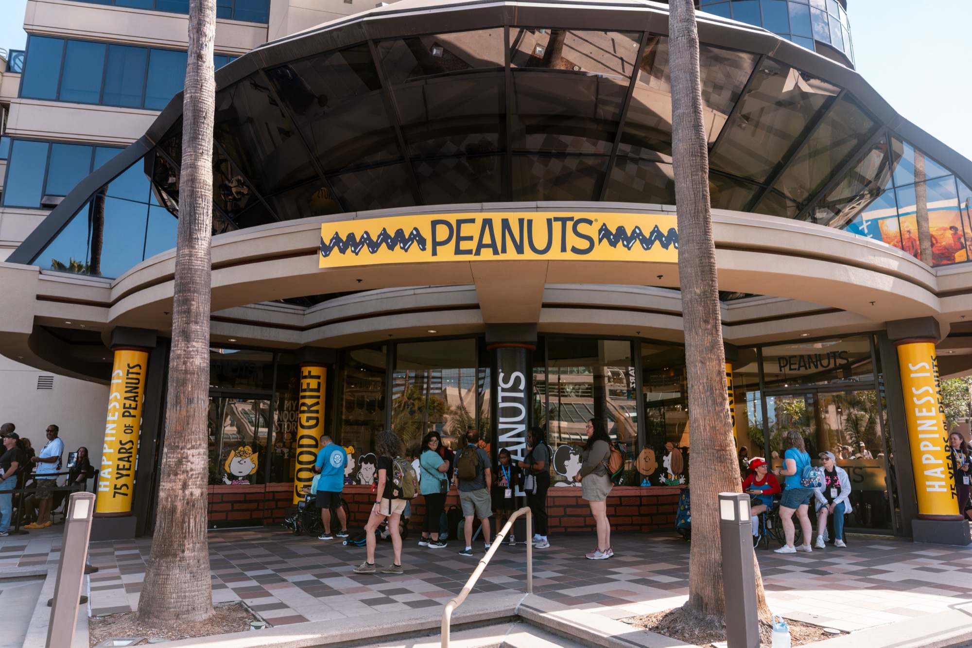 Exterior facade with yellow column wraps