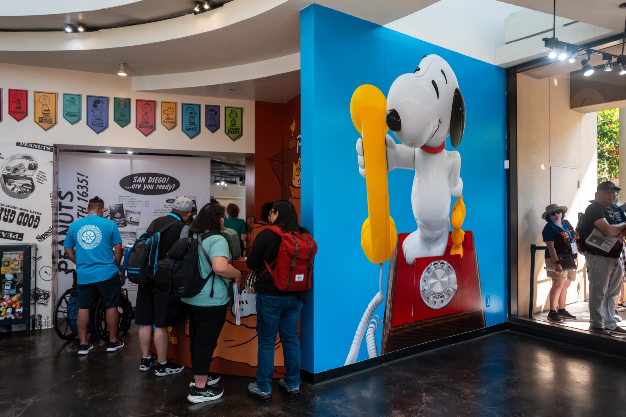 3D Snoopy phone booth installation